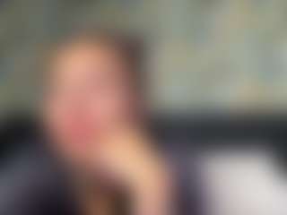 xoxgoldie's Live Sex Cam Show