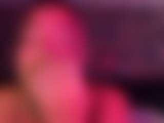 xoxgoldie's Live Sex Cam Show