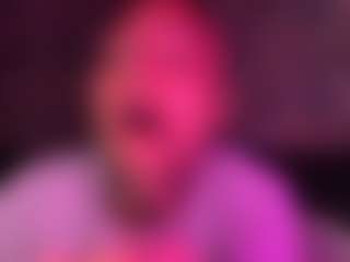 xoxgoldie's Live Sex Cam Show