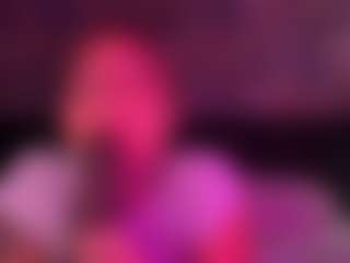 xoxgoldie's Live Sex Cam Show