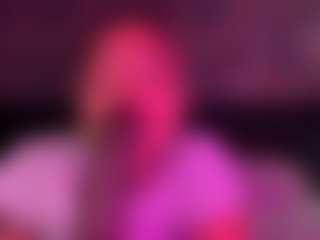 xoxgoldie's Live Sex Cam Show