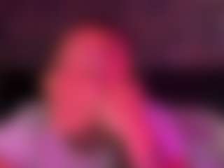 Live cam show with xoxgoldie - Lovense Small Tits on PervPlay.com