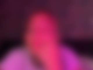 xoxgoldie's Live Sex Cam Show