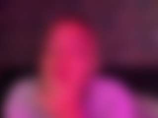 xoxgoldie's Live Sex Cam Show