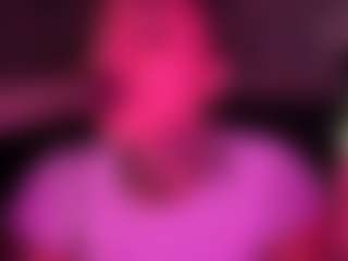 xoxgoldie's Live Sex Cam Show
