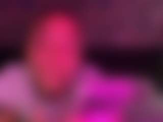 xoxgoldie's Live Sex Cam Show