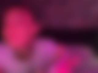 Live cam show with xoxgoldie - Bedroom Lovense on Livezox