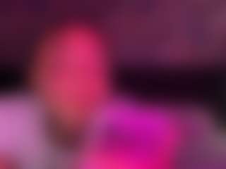 Live cam show with xoxgoldie - Orgasm on Latina Girls