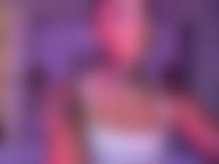 xoxgoldie's Live Sex Cam Show