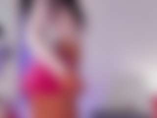 Live cam show with Cylie Lee - Smoking on Hubzter Live