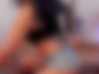 Live cam show with Cylie Lee - Smoking on Camsoda