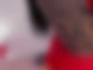 Live cam show with Cylie Lee - Moaning on Fling VIP Chat
