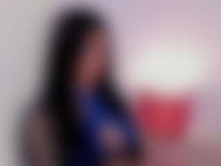 Live cam show with Cylie Lee - Smoking on CamwithHer