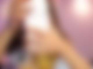 Live cam show with Briana Thompson - Black Young Adult on Latina Girls