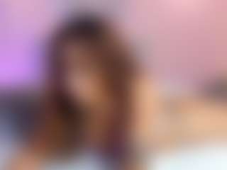 Live cam show with Briana Thompson - Camel Toe on Strip Flash - Live Sex Shows