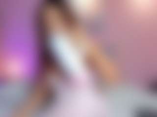 Live cam show with Briana Thompson - Black Young Adult on Camsoda