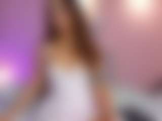 Live cam show with Briana Thompson - Deepthroat on Camsoda
