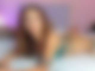 Live cam show with Briana Thompson - Petite on Gym Cam Girls