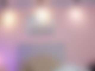 Live cam show with Briana Thompson - Ebony Petite on Camsoda | colombia