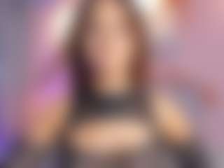 Live cam show with Briana Thompson - Moaning on StripNow