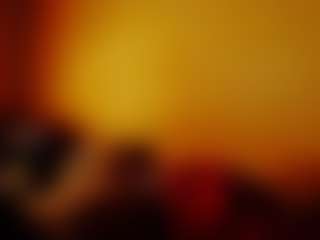 CocoFlames75 MILF webcam performer live streaming