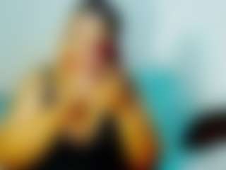 Live cam show with CocoFlames75 - Black MILF on Chatstar