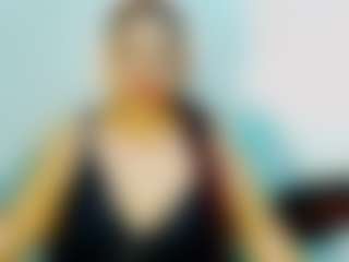 CocoFlames75 MILF webcam performer live streaming