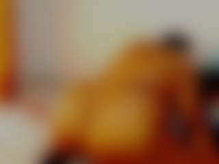 Live cam show with CocoFlames75 - Mature on TeamSkeetLive