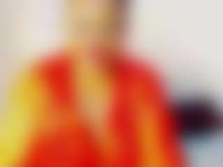 Live cam show with CocoFlames75 - Middle Aged on livesuperchat.net