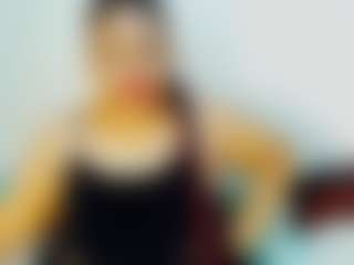 Live cam show with CocoFlames75 - Middle Aged on StripNow