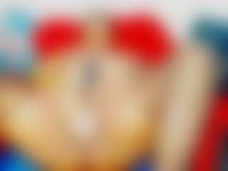 Live cam show with CocoFlames75 - Sport on Milfs Live