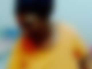 CocoFlames75 MILF webcam performer live streaming