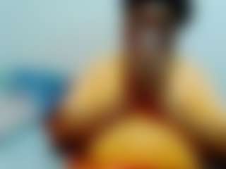 CocoFlames75 MILF webcam performer live streaming