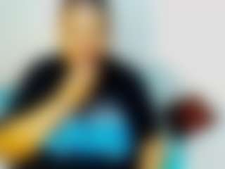 CocoFlames75 MILF webcam performer live streaming