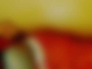 Live cam show with CocoFlames75 - Mature on luckytryst.com
