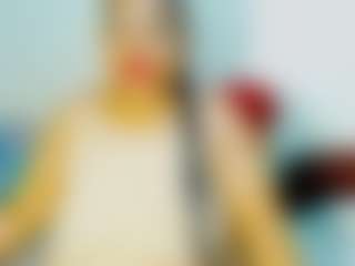 Live cam show with CocoFlames75 - Ebony MILF on CamClone