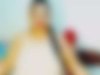CocoFlames75 MILF webcam performer live streaming
