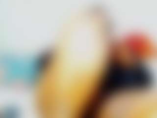 Live cam show with CocoFlames75 - Ebony MILF on Uber Horny