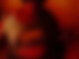 CocoFlames75 MILF webcam performer live streaming
