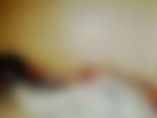 Live cam show with CocoFlames75 - Black Middle Aged on livesuperchat.net