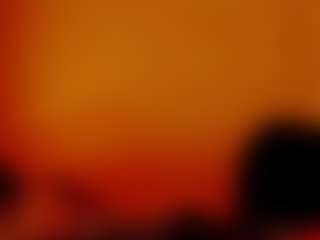 CocoFlames75 MILF webcam performer live streaming