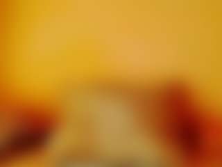 CocoFlames75 MILF webcam performer live streaming