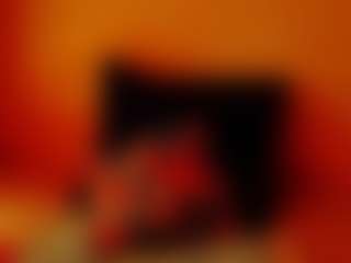 CocoFlames75 MILF webcam performer live streaming