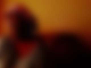 Siaran langsung penampil webcam MILF CocoFlames75