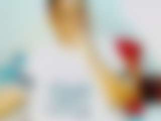 Live cam show with CocoFlames75 - Solo on WildCum