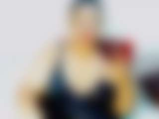 CocoFlames75 MILF webcam performer live streaming