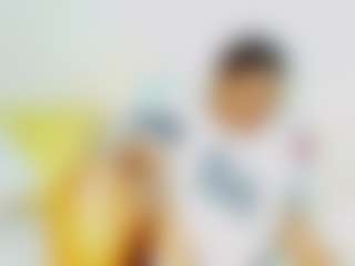 CocoFlames75 MILF webcam performer live streaming