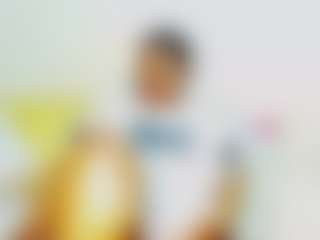 CocoFlames75 MILF webcam performer live streaming