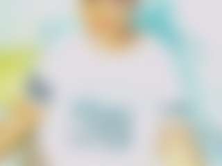 CocoFlames75 MILF webcam performer live streaming