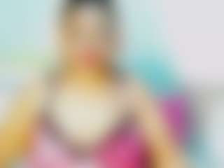 CocoFlames75 MILF webcam performer live streaming